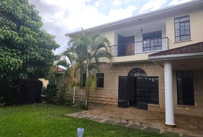 4 Bed Townhouse with En Suite in Kitisuru - 3