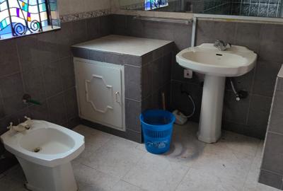 1 Bed House with Backup Generator in Nyari