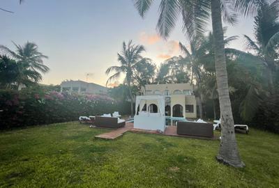 4 Bed House with En Suite at Malindi