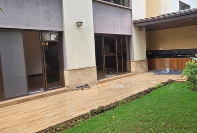 5 Bed Townhouse with En Suite at Lavington Green - 3