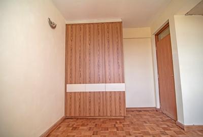 3 Bed Apartment with En Suite in Ngong Road