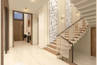 5 Bed Townhouse with En Suite in Lavington - 2