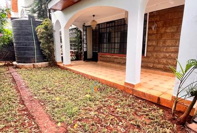 5 Bed Townhouse with En Suite in Lavington