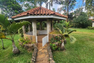 4 Bed Villa with En Suite at Mimosa Road - 4