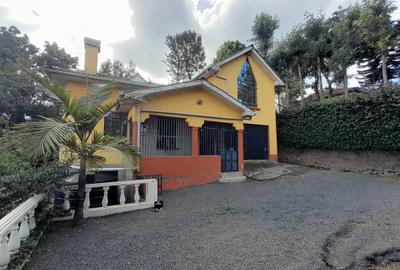 5 Bed House with En Suite at Matasia