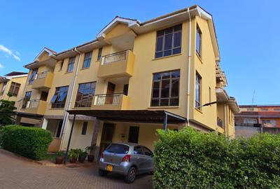 5 Bed Townhouse with En Suite at Lavington Green