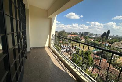 2 Bed Apartment with En Suite in Westlands Area