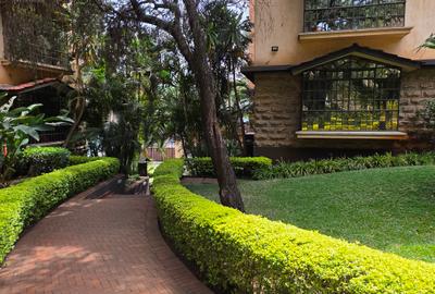 3 Bed Apartment with En Suite at Valley Arcade - 4