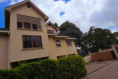 4 Bed Townhouse with En Suite at Lavington Road - 2