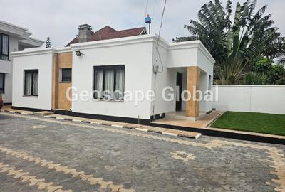 2 Bed House with En Suite in Runda