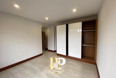 3 Bed Apartment with En Suite in Westlands Area - 3