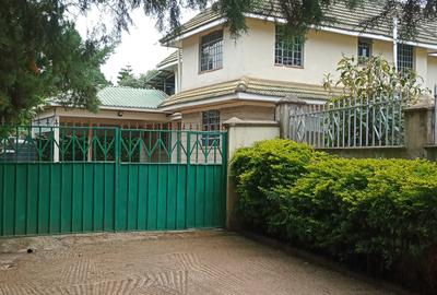 4 Bed House in Kiambu Road - 2