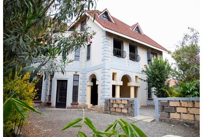 6 Bed House with En Suite at Off Epz Road