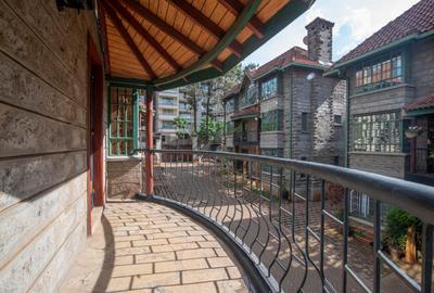 5 Bed Townhouse with En Suite in Kileleshwa