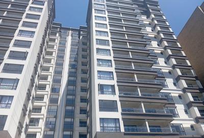 3 Bed Apartment with En Suite at Riverside Drive - 2