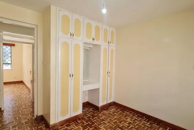 3 Bed Apartment with En Suite at Kilimani - 4