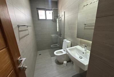 Serviced 3 Bed Apartment with En Suite at Go Khart