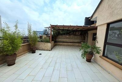 3 Bed Apartment with En Suite at Parklands - 2