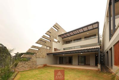 5 Bed Villa with En Suite at Lower Kabete