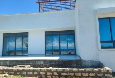 3 Bed House with En Suite in Malindi