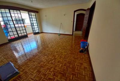 3 Bed Apartment with Borehole in Rhapta Road - 3