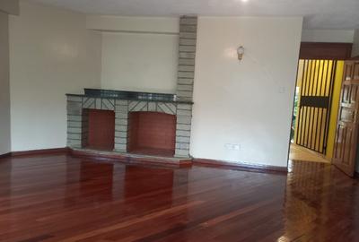 3 Bed Apartment with En Suite in Kileleshwa