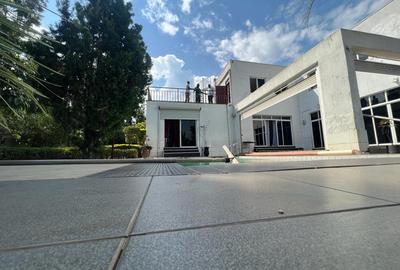 5 Bed House with En Suite at Riat Kisumu