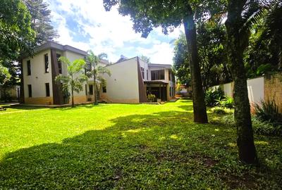 6 Bed House with En Suite in Loresho