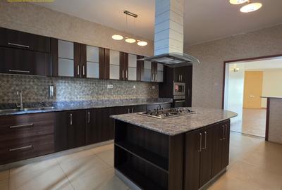 3 Bed Apartment with En Suite at Olonguruone
