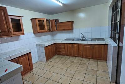 3 Bed Apartment with En Suite at Kilimani