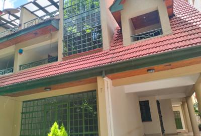 4 Bed Townhouse with En Suite in Lavington - 4