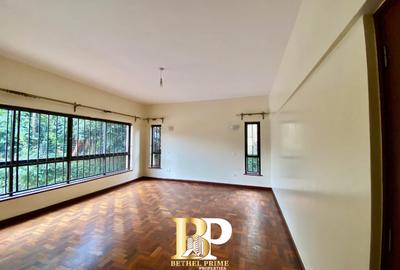 4 Bed Apartment with En Suite in Brookside - 4