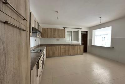 3 Bed Apartment with En Suite at Sports Road - 2