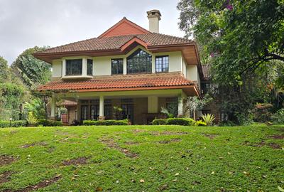 5 Bed House with En Suite at Runda Road - 3