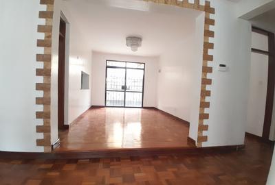 5 Bed Townhouse with En Suite at Lavington - 3