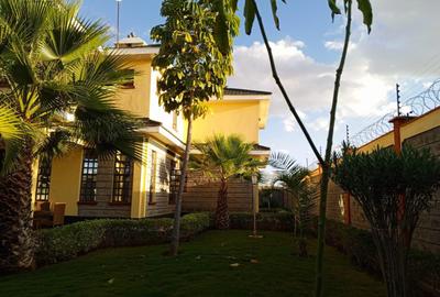 4 Bed Townhouse with En Suite at Namanga Road - 4