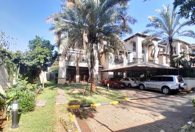 5 Bed Townhouse with En Suite at Maziwa Road - 2