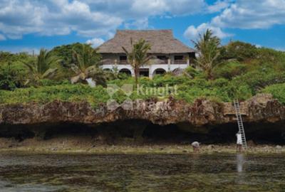 4 Bed House with Swimming Pool at Vipingo Beach Estate