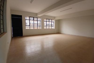 6,500 ft² Warehouse with Parking in Ruiru - 4