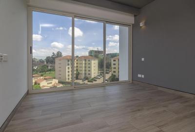 3 Bed Apartment with Swimming Pool in Kilimani