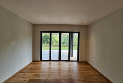 4 Bed House with En Suite in Loresho - 4