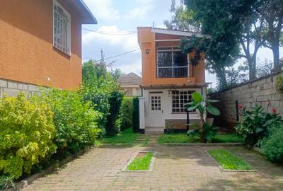 1 Bed House with En Suite in Nyari - 2