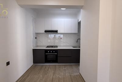 2 Bed Apartment with En Suite in Rhapta Road
