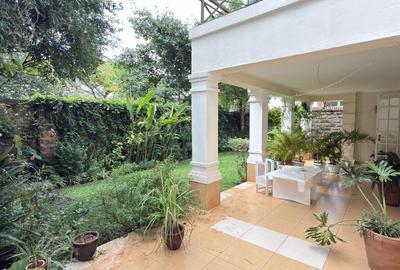 5 Bed Townhouse with En Suite at Spring Valley - 4