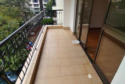 4 Bed Apartment with En Suite in Kilimani - 4