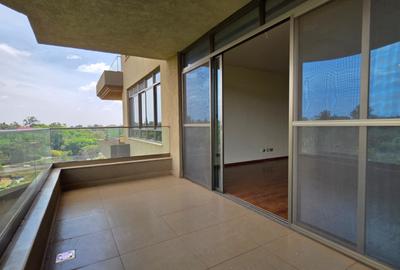 3 Bed Apartment with En Suite in Parklands - 3