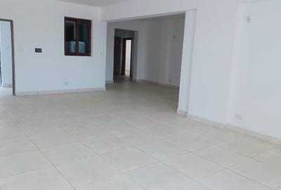 3 Bed Apartment with En Suite in General Mathenge - 2