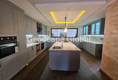 5 Bed House with En Suite in Loresho