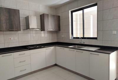 2 Bed Apartment with En Suite at Syokimau