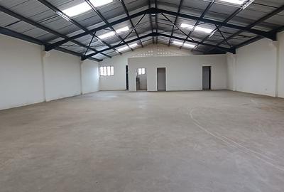 4,053 ft² Warehouse with Lift in Ruaraka